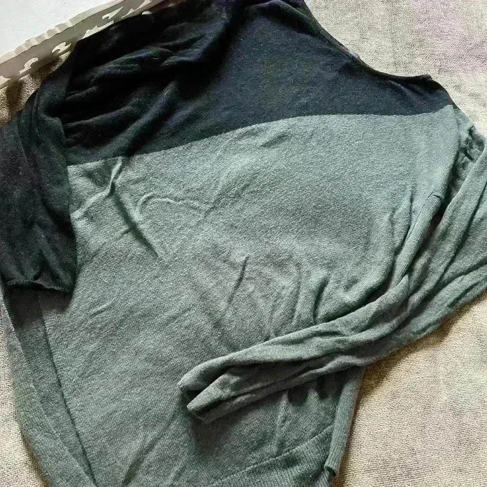 The Limited XS Green & Black Asymmetrical Loose Fit Sweater